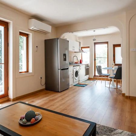 2-Bedroom Flat - Sunny Balcony Пловдив Экстерьер фото